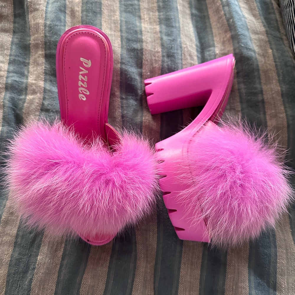 Dazzle Pink open Toe Fluffy Platform Heels